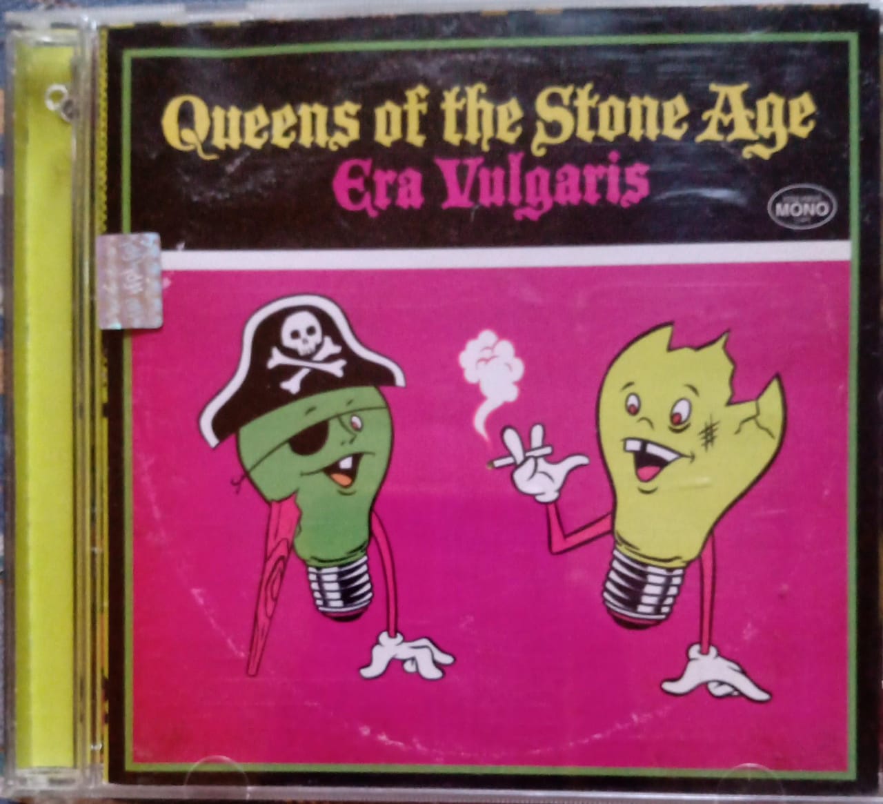 Queens of the Stone Age – Era Vulgaris (CD en excelente estado).