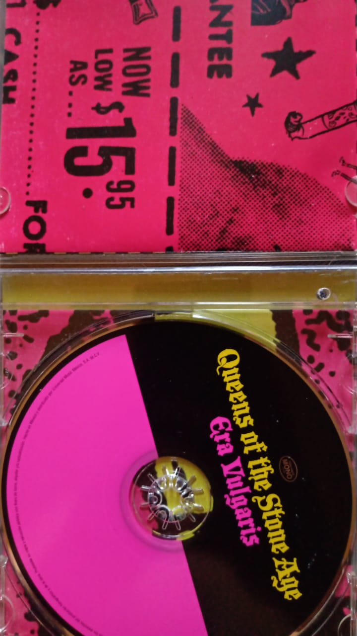 Queens of the Stone Age – Era Vulgaris (CD en excelente estado).
