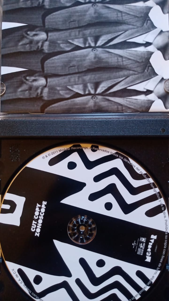 Cut Copy – Zonoscope (CD en excelente estado).