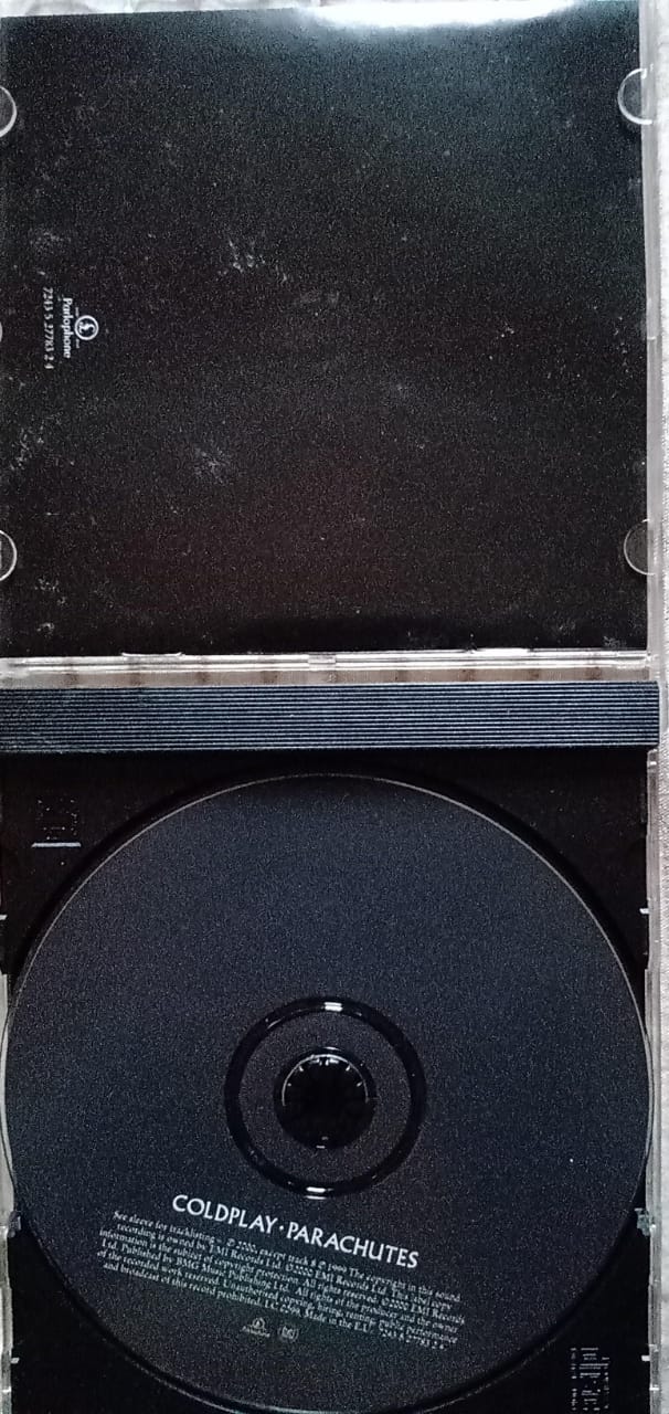 💿 COLDPLAY – PARACHUTES. CD buen estado.