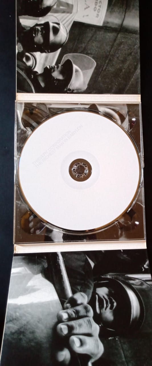 THIEVERY CORPORATION – The Richest Man in Babylon. Cd importado excelente estado.