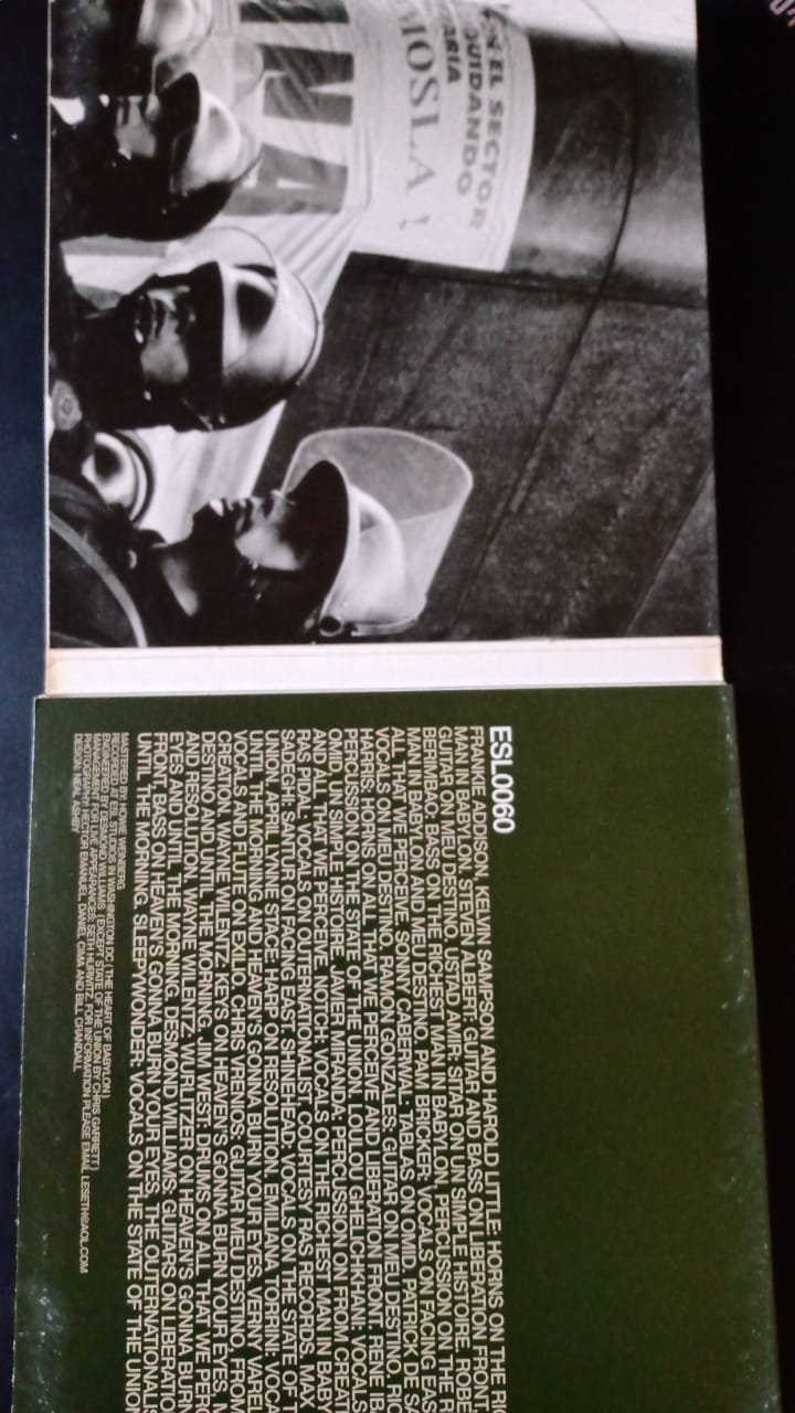 THIEVERY CORPORATION – The Richest Man in Babylon. Cd importado excelente estado.