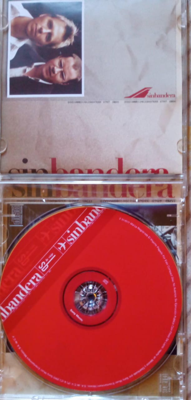 Sin Bandera – De Viaje. Cd.