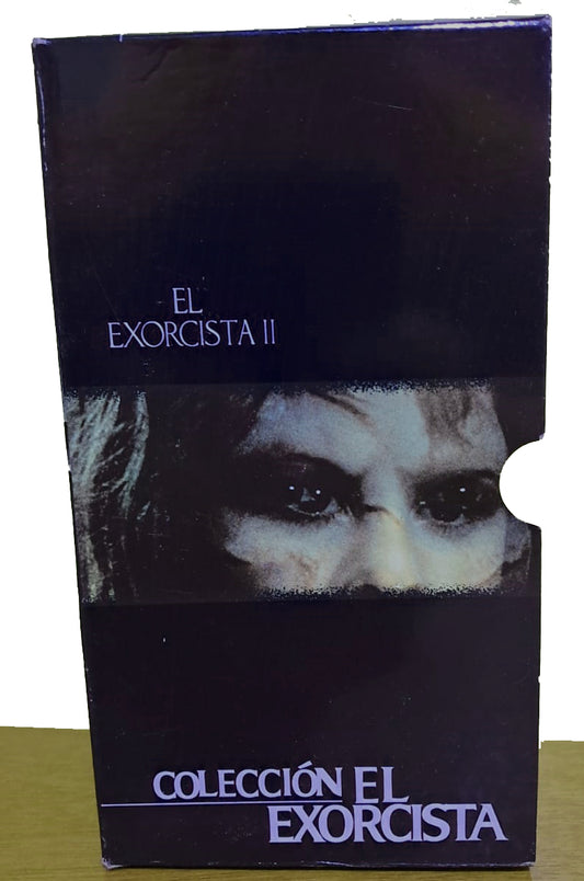 Colección El Exorcista VHS en excelente estado.